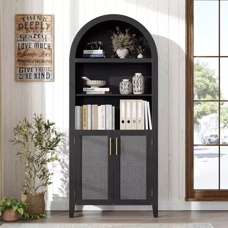 Mobile dispensa ad arco in nero/bianco/legno con ante in rattan, 5 ripiani, per 1 persona