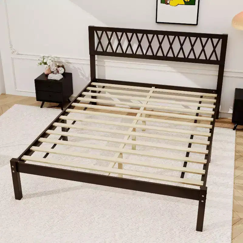 Letto a piattaforma in legno massiccio nero con testiera imbottita, Per 1-2 persone