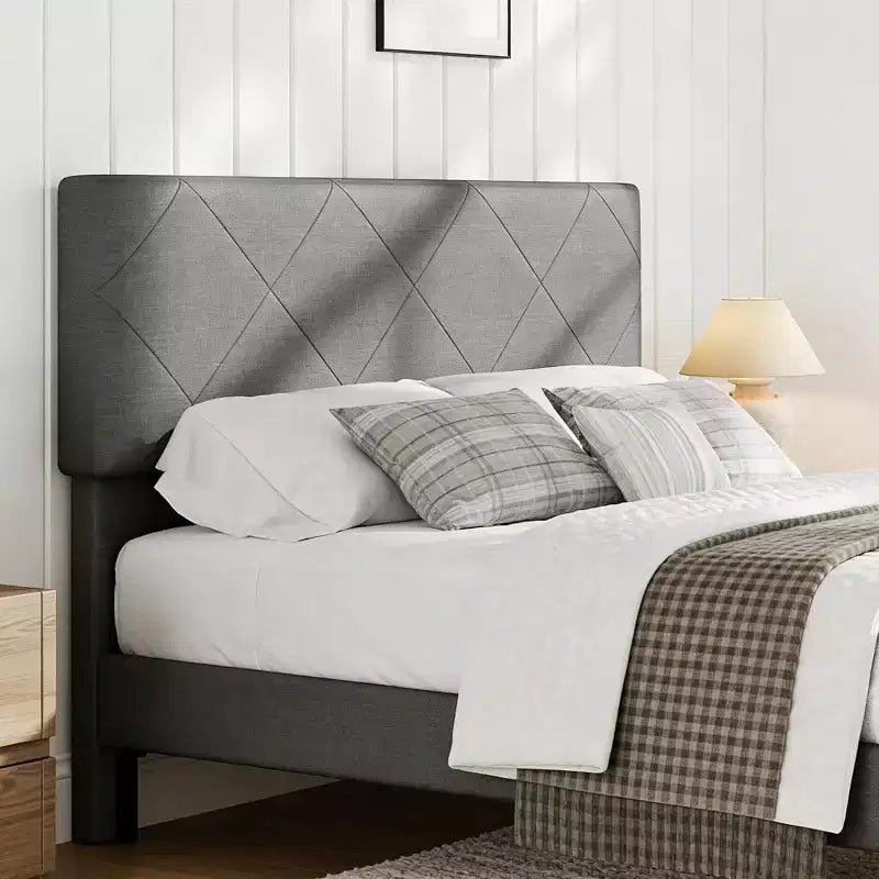 Struttura Letto King Size con Testiera Imbottita, Struttura Letto a Piattaforma King Size con Supporto a Doghe in Legno, Nessuna Rete a Molle Necessaria e Silenziosa