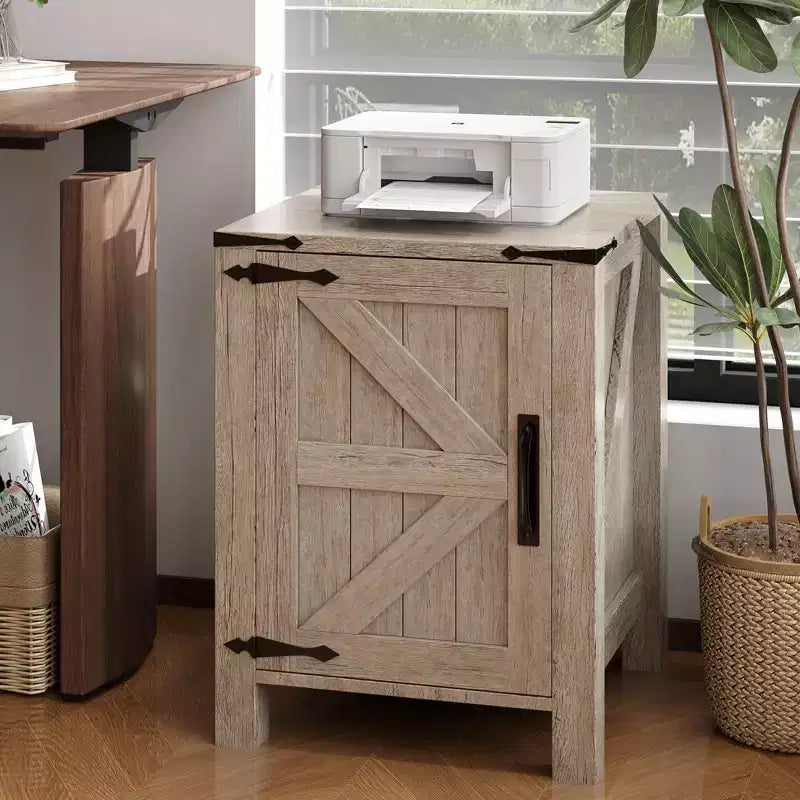 Comodino rustico con anta scorrevole a fienile — Marrone/Bianco, Grigio scuro, Grigio chiaro, Marrone rossiccio | 1 persona