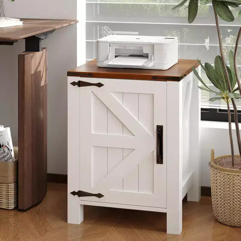 Comodino rustico con anta scorrevole a fienile — Marrone/Bianco, Grigio scuro, Grigio chiaro, Marrone rossiccio | 1 persona